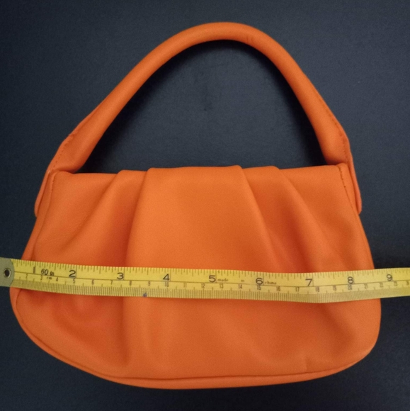 Hand Purse - Picture 3 of 5